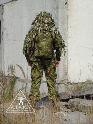Накидку можно использовать с рюкзаком и любым снаряжением